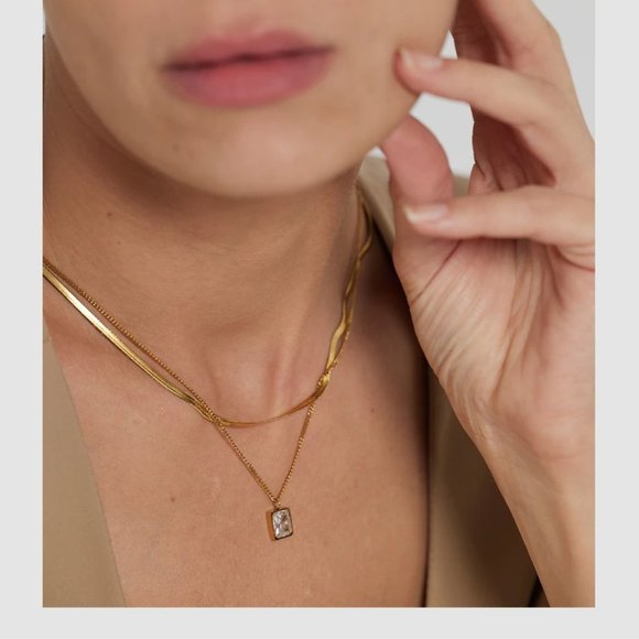 NEW 18K Gold Plated Flat Herringbone Double Layer Necklace - Picture 3 of 5